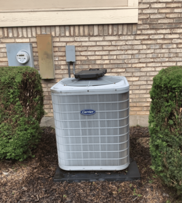 Old Air Conditioner Before Watkins Replacement